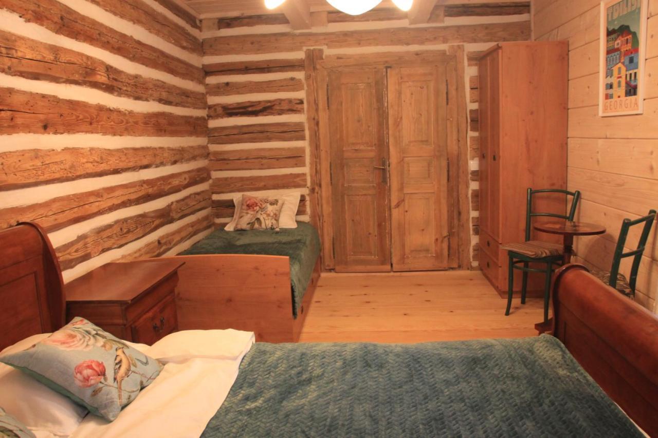 Utopia Dom Przy Winnicy Nowica Buitenkant foto